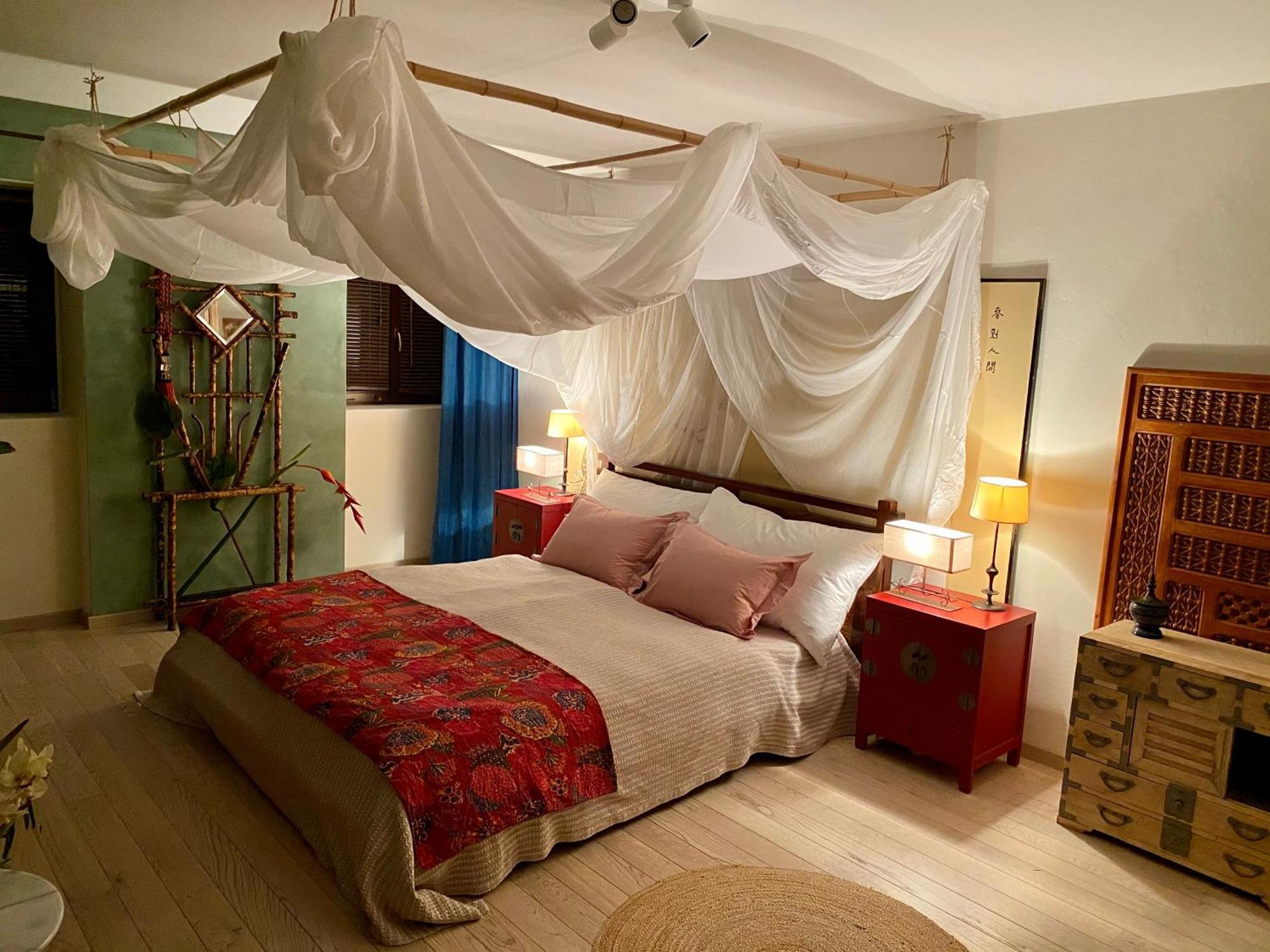 Les 3 Coeurs - Chambres Chez Charmants Habitants Font エクステリア 写真